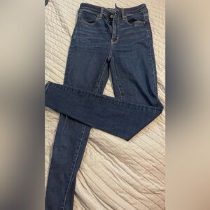 American Eagle Super High Rise Jegging Dark Wash, size 4 Long